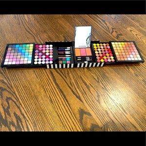Sephora Collapsable Makeup Pallet